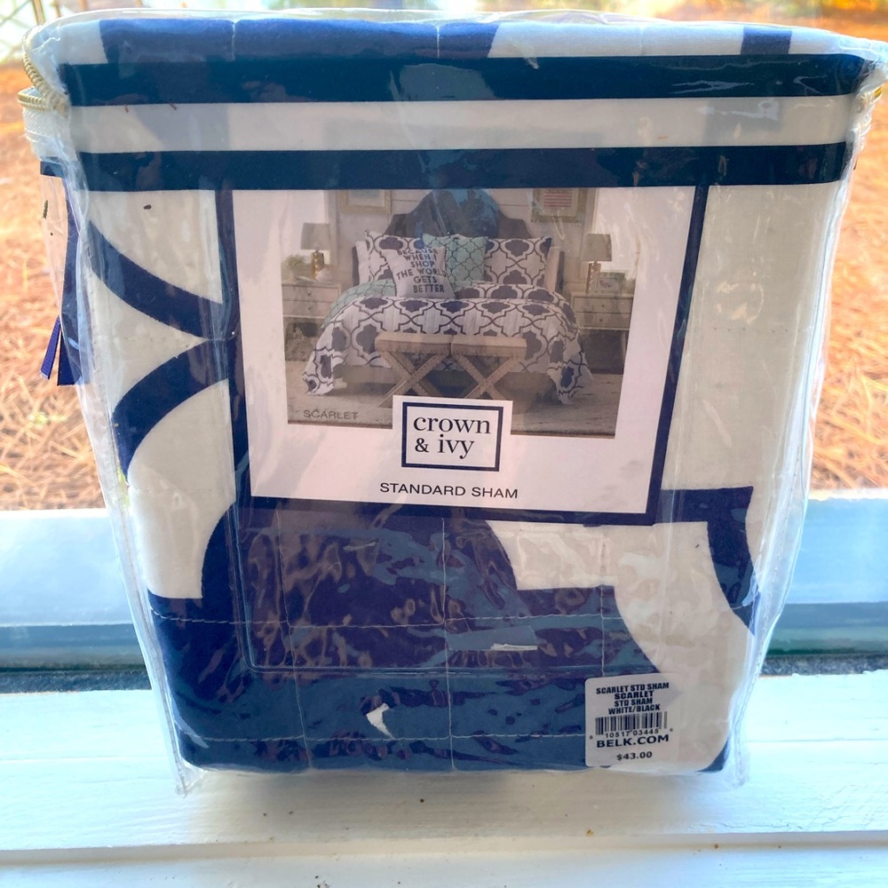 NWT $48 Crown & Ivy preppy navy white sham. As shown.